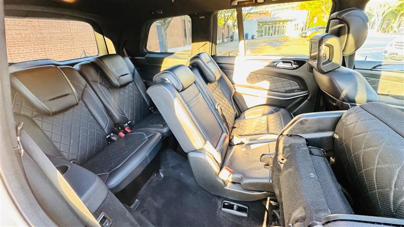 Used 2014 Mercedes-Benz GL 550 4MATIC image 27