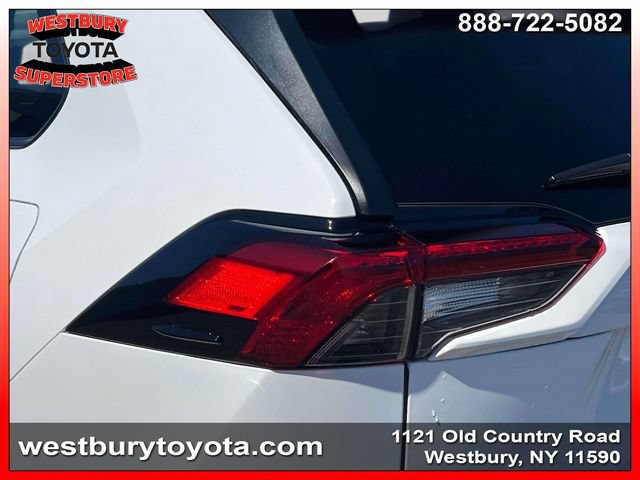 Certified 2024 Toyota RAV4 LE AWD/4WD image 14