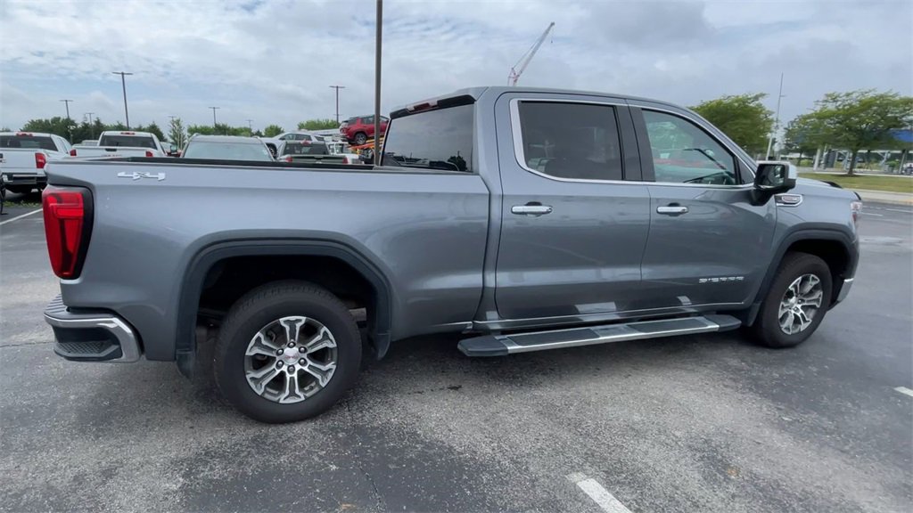 Used 2020 GMC Sierra 1500 SLT image 2