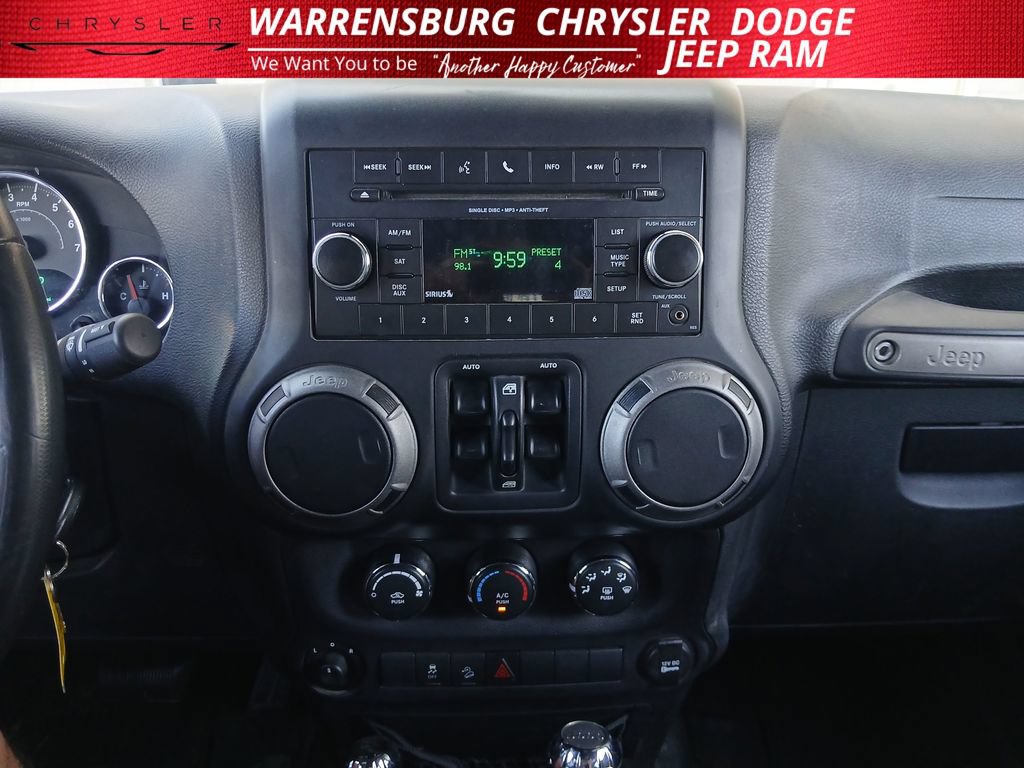 Used 2015 Jeep Wrangler Unlimited Sport w/ Quick Order Package 24S AWD/4WD image 21