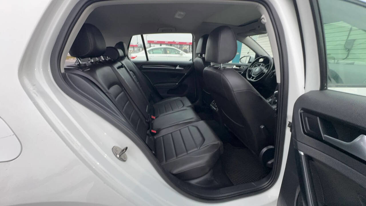 Used 2015 Volkswagen Golf TDI SEL w/ Lighting Package (SEL) image 12