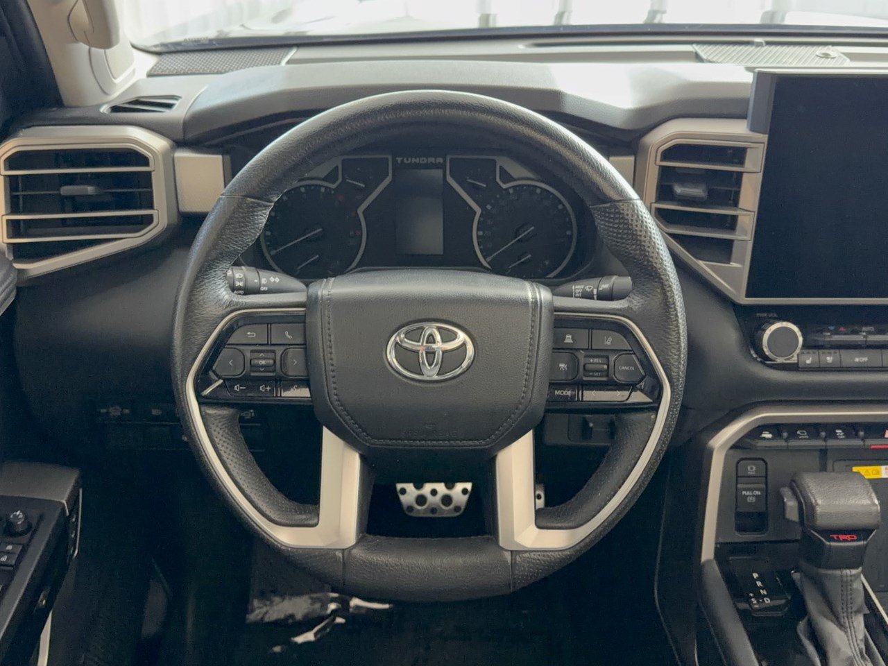 Used 2023 Toyota Tundra Limited w/ TRD Off-Road Package AWD/4WD image 10