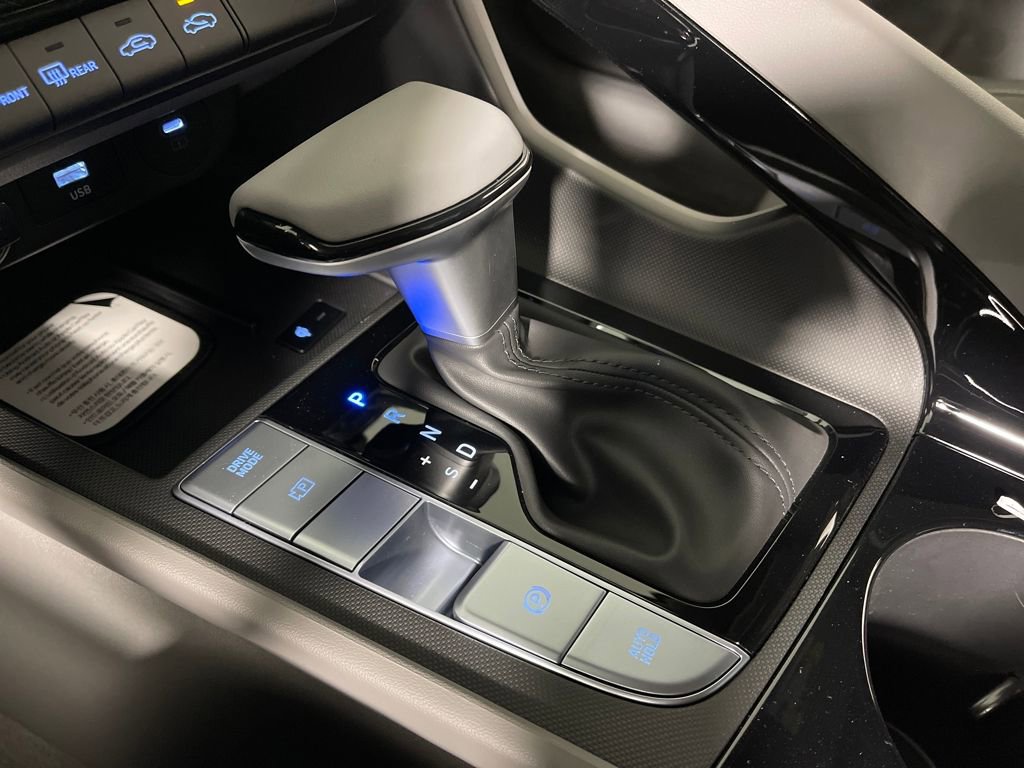 New 2026 Hyundai Elantra Sport image 24