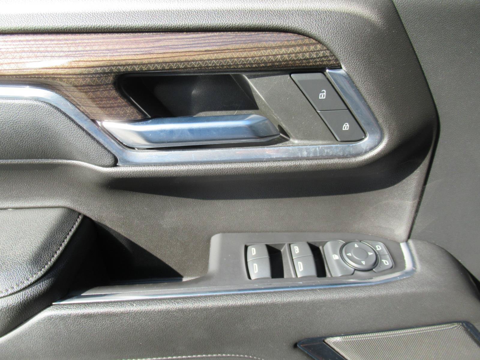 Used 2023 Chevrolet Silverado 1500 RST AWD/4WD image 23