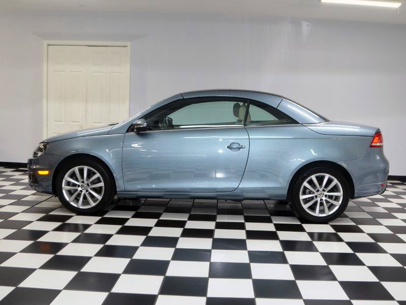 Used 2015 Volkswagen Eos Komfort FWD image 6