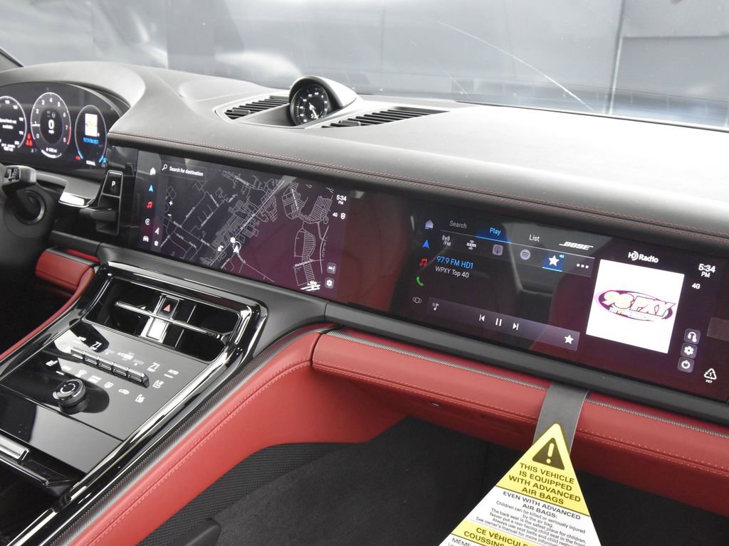 Used 2025 Porsche Panamera 4 image 24