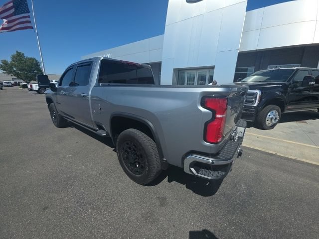Used 2025 Chevrolet Silverado 3500 LTZ w/ LTZ Plus Package AWD/4WD image 21