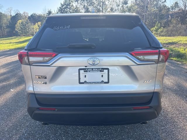 Used 2019 Toyota RAV4 XLE Premium image 8