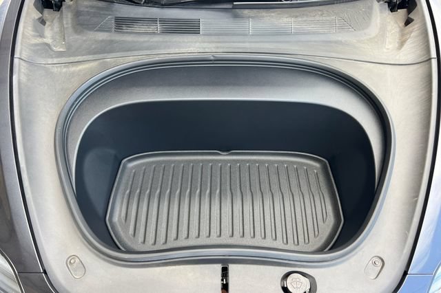 Used 2025 Tesla Model 3 Long Range RWD image 23
