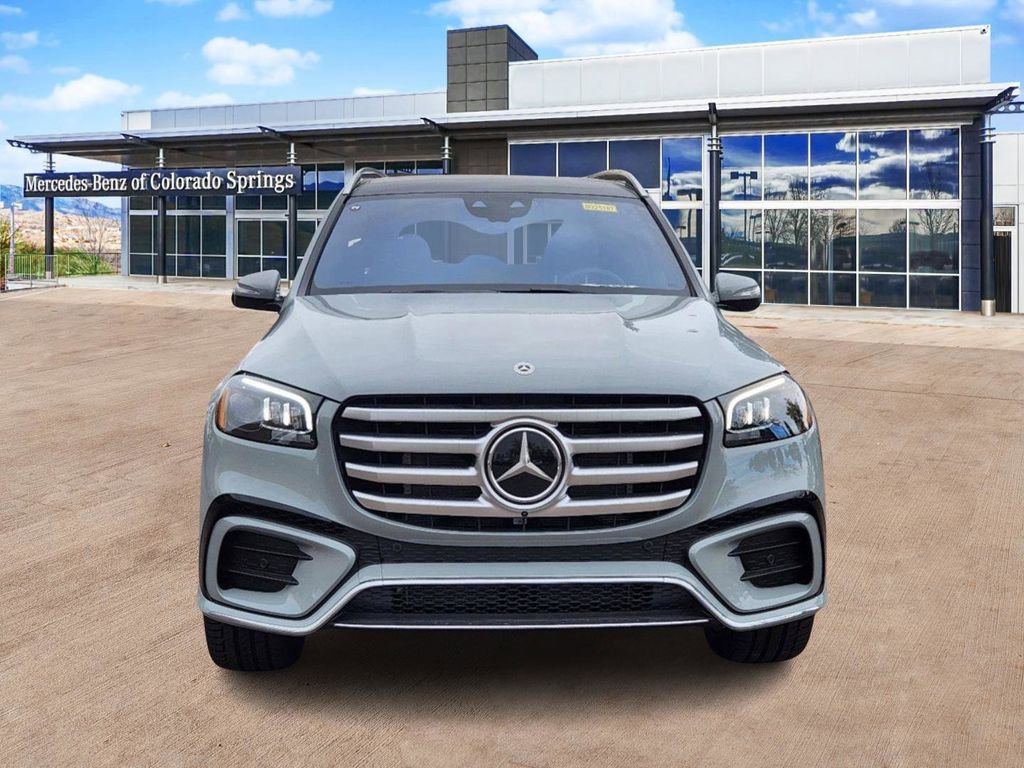 New 2025 Mercedes-Benz GLS 450 4MATIC image 2