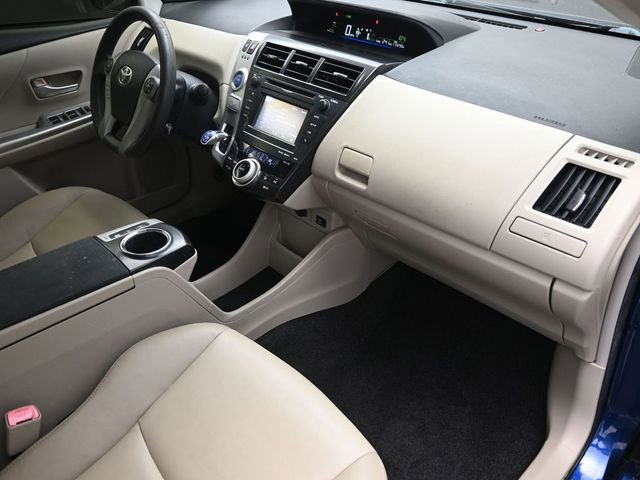 Used 2012 Toyota Prius V Five image 36