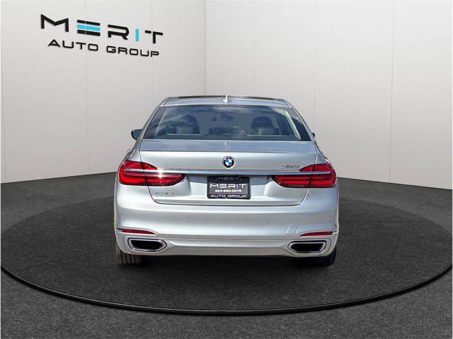 Used 2018 BMW 750i 750i Sedan 4D image 8