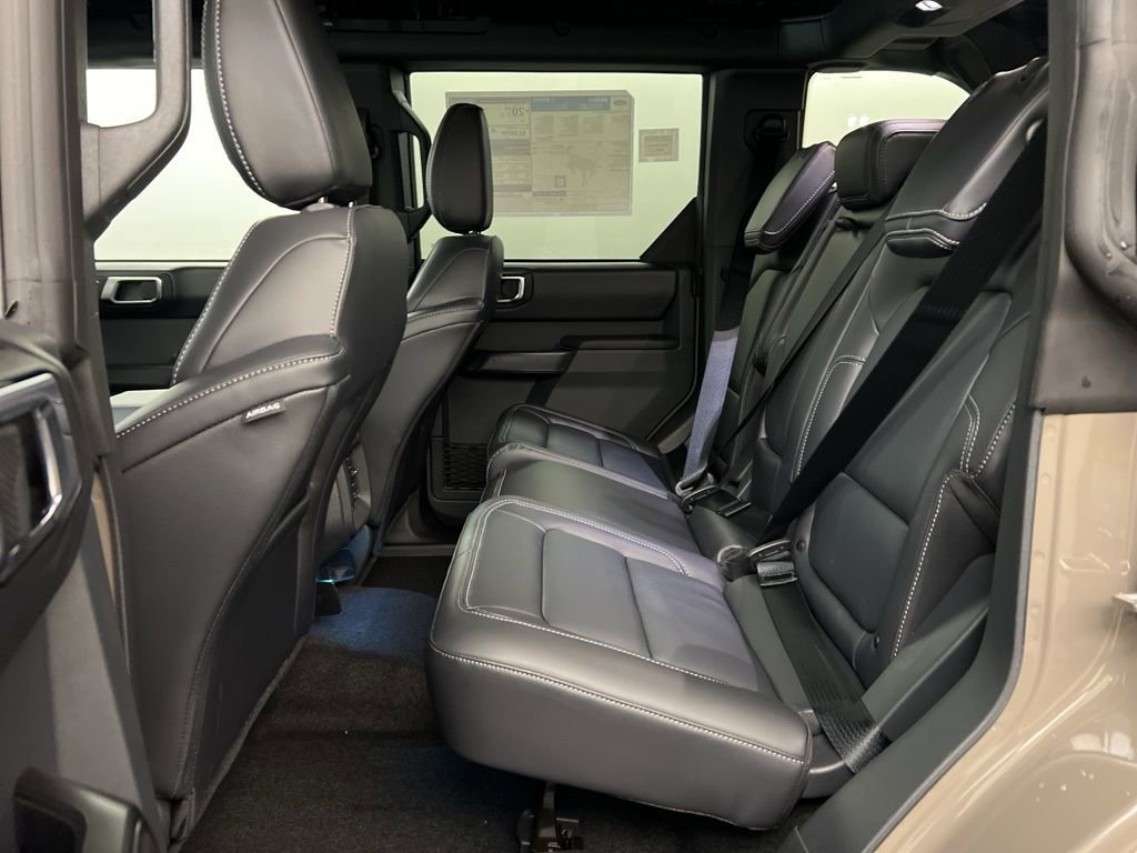 New 2025 Ford Bronco Outer Banks image 31