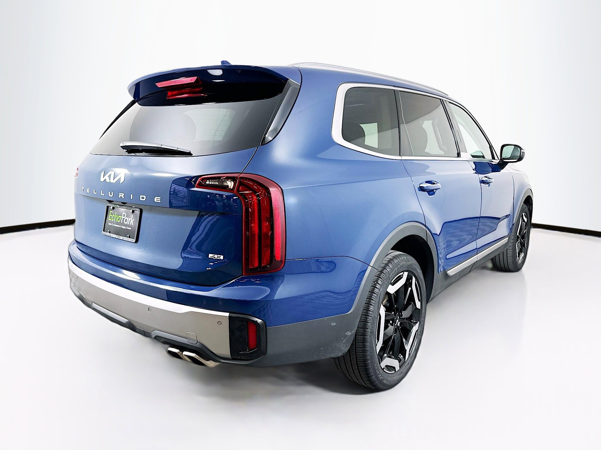 Used 2025 Kia Telluride S image 9