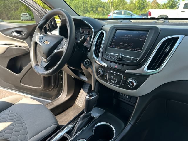Used 2020 Chevrolet Equinox LS w/ LS Convenience Package FWD image 36