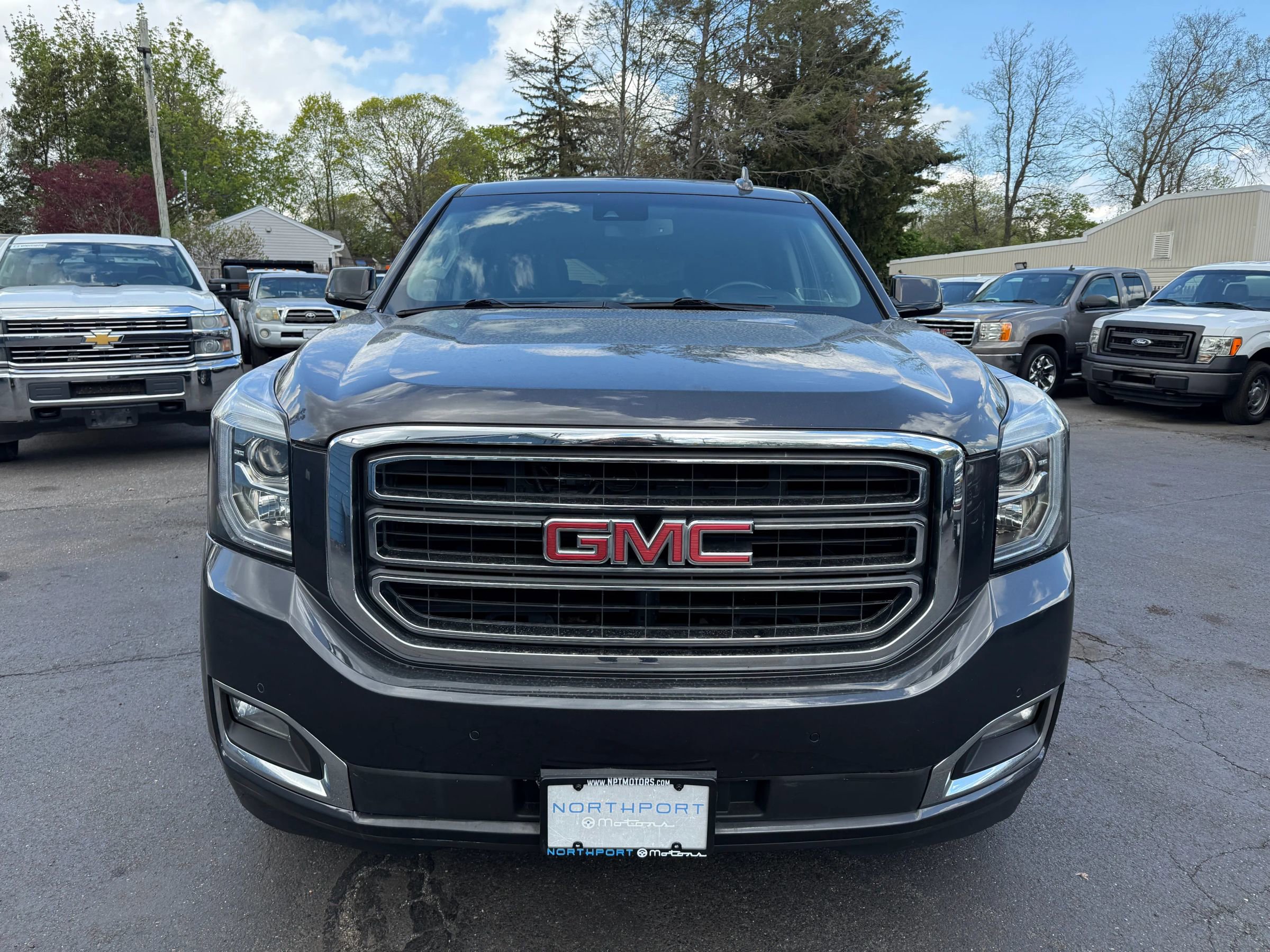 Used 2017 GMC Yukon XL SLT w/ Open Road Package image 3