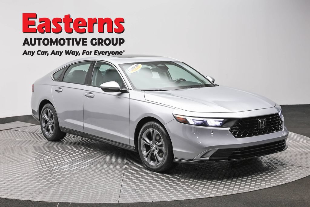 Used 2025 Honda Accord EX-L image 3