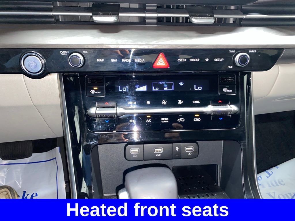 Used 2023 Kia Carnival EX FWD image 21