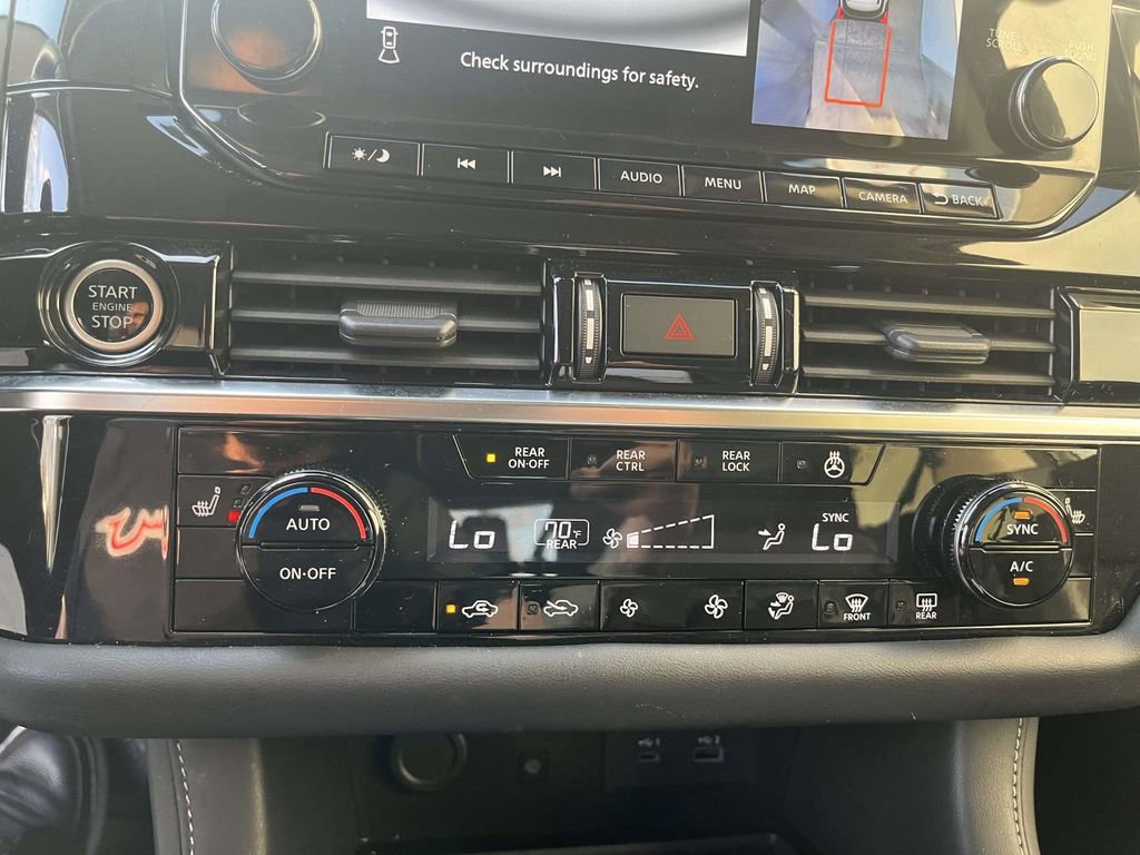 Used 2024 Nissan Pathfinder SL w/ SL Premium Package image 18