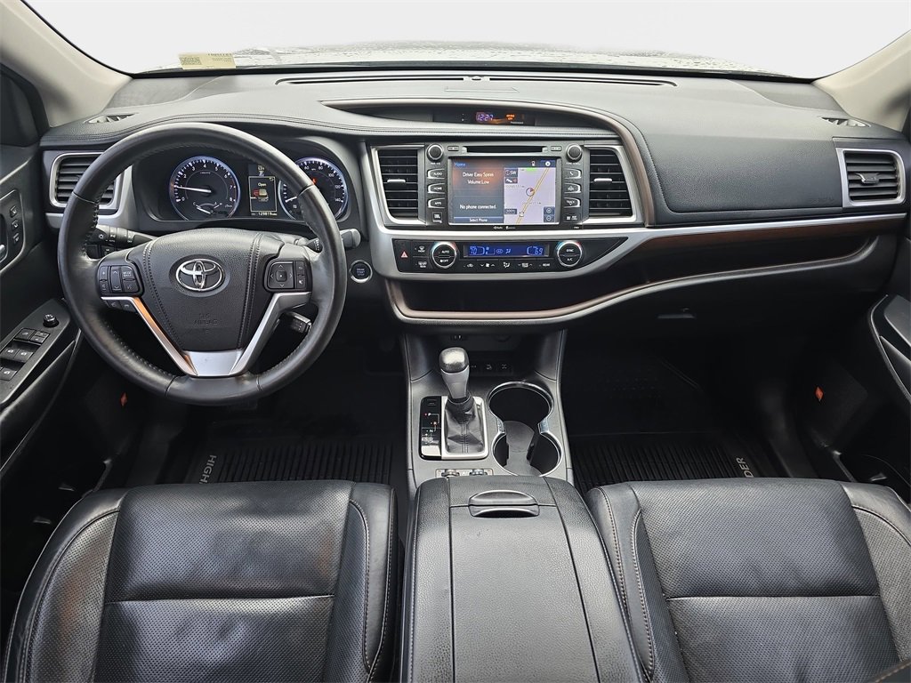 Used 2015 Toyota Highlander Limited image 9