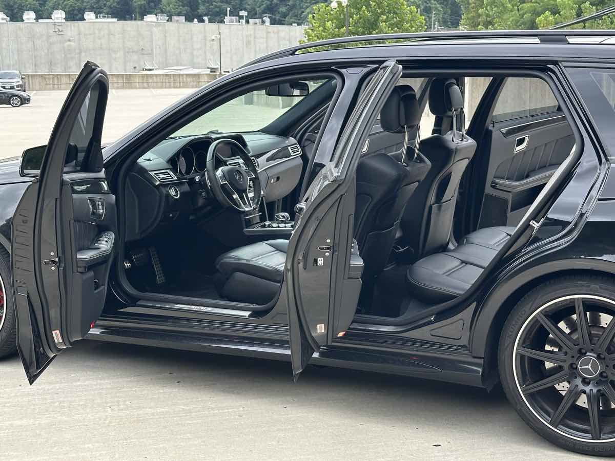 Used 2015 Mercedes-Benz E 63 AMG S-Model w/ Driver Assistance Package image 18