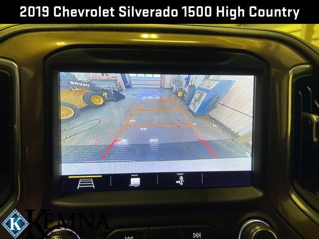 Used 2019 Chevrolet Silverado 1500 High Country image 24