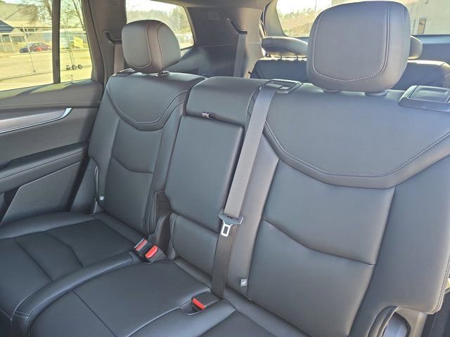 Certified 2024 Cadillac XT6 Luxury image 15