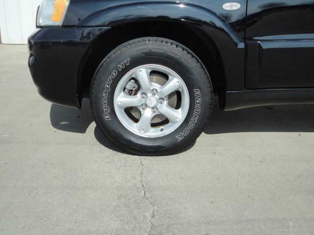 Used 2006 MAZDA Tribute s image 2