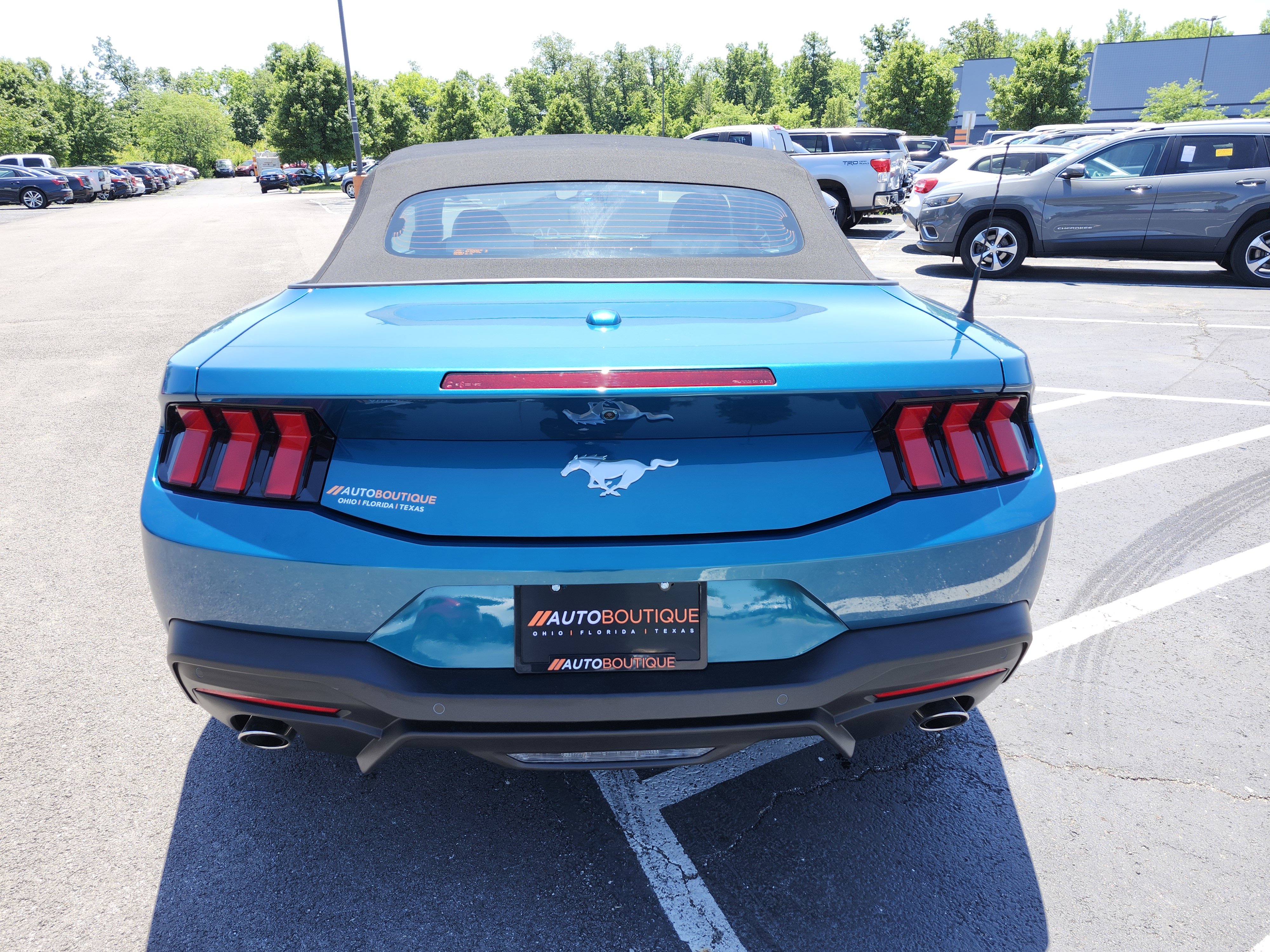 Used 2026 Ford Mustang Premium RWD image 19