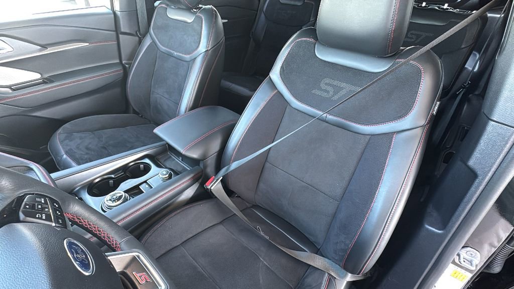 Certified 2025 Ford Explorer ST w/ Sun And Sound Package AWD/4WD image 23