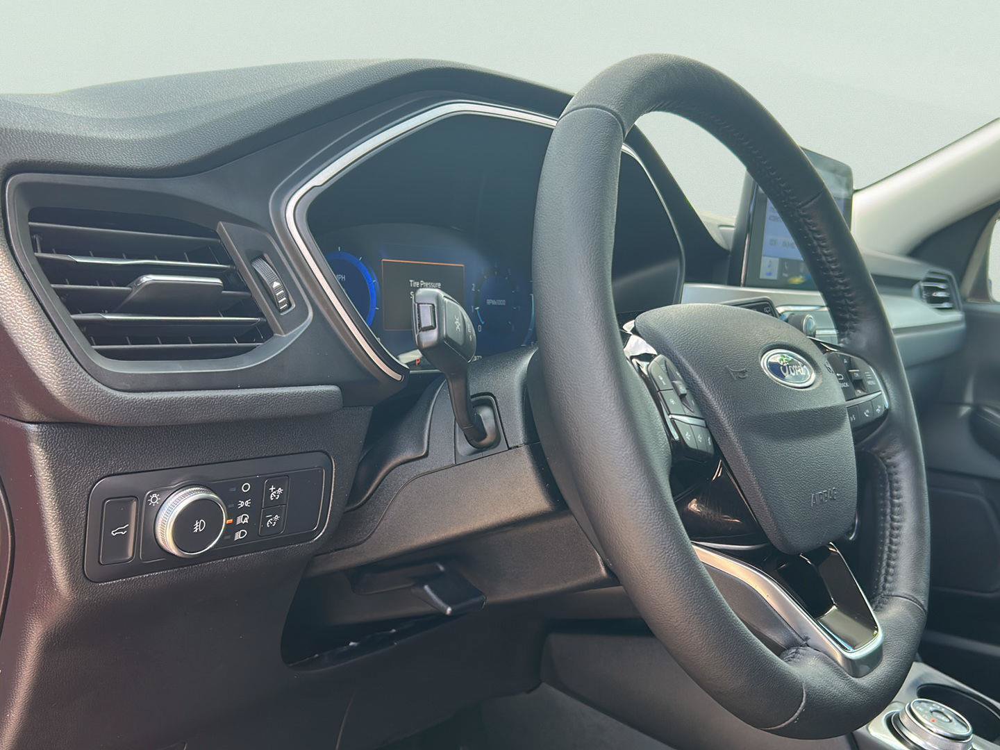 Certified 2021 Ford Escape SEL w/ Technology Package FWD image 12