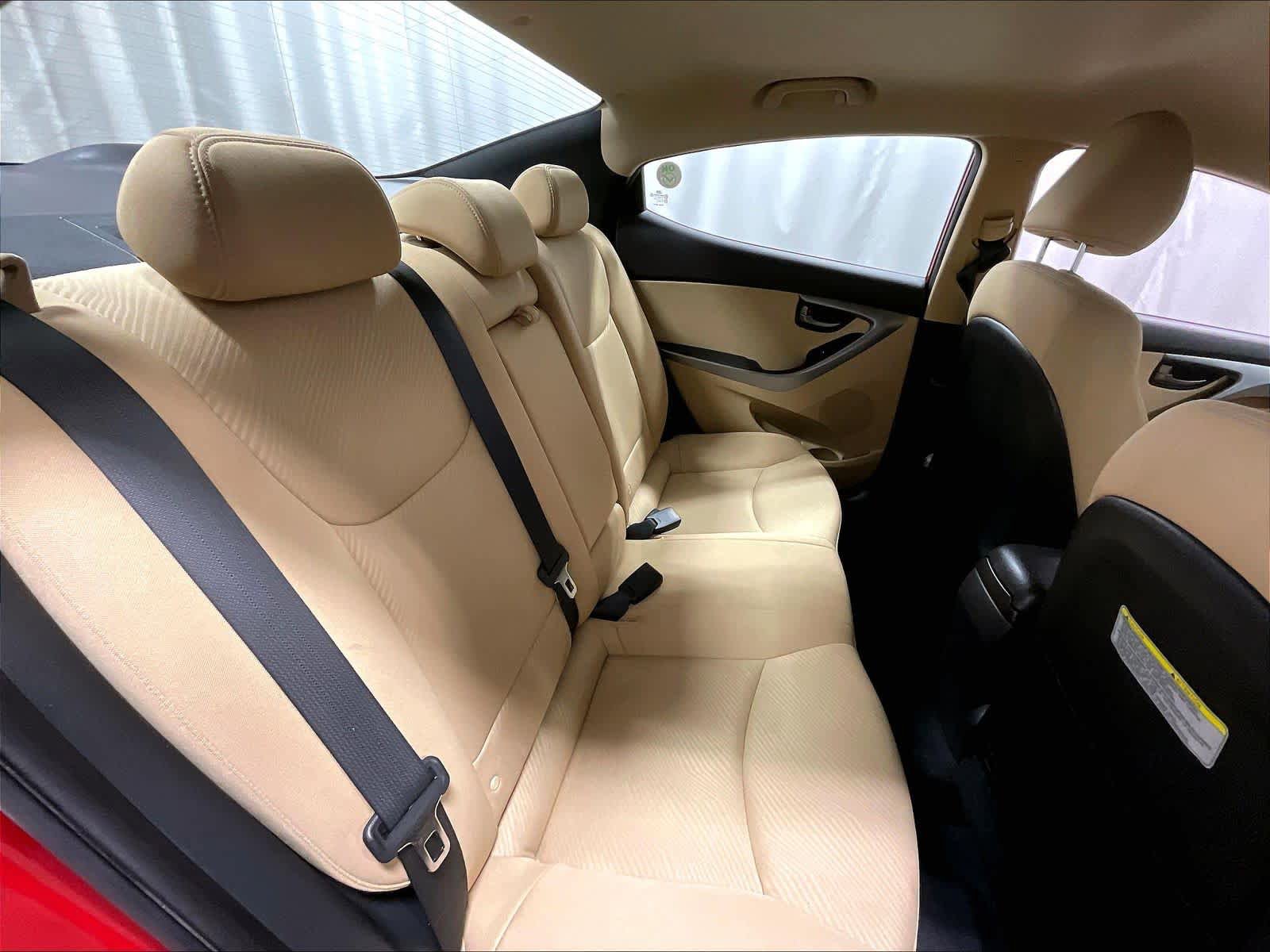 Used 2013 Hyundai Elantra GLS w/ Preferred Pkg FWD image 16