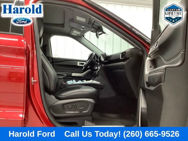Used 2021 Ford Explorer Limited AWD/4WD image 12
