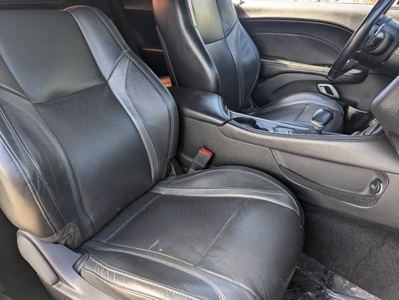 Used 2016 Dodge Challenger SXT Plus image 10