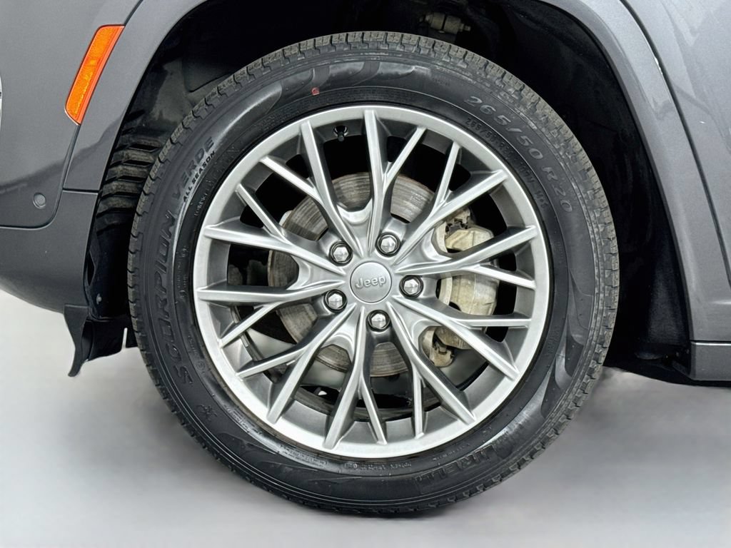 Used 2022 Jeep Grand Cherokee Summit w/ Luxury Tech Group V AWD/4WD image 11