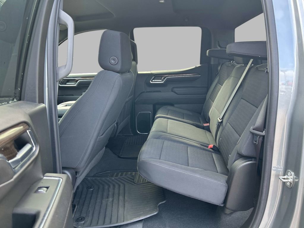 Used 2024 Chevrolet Silverado 1500 LT AWD/4WD image 13