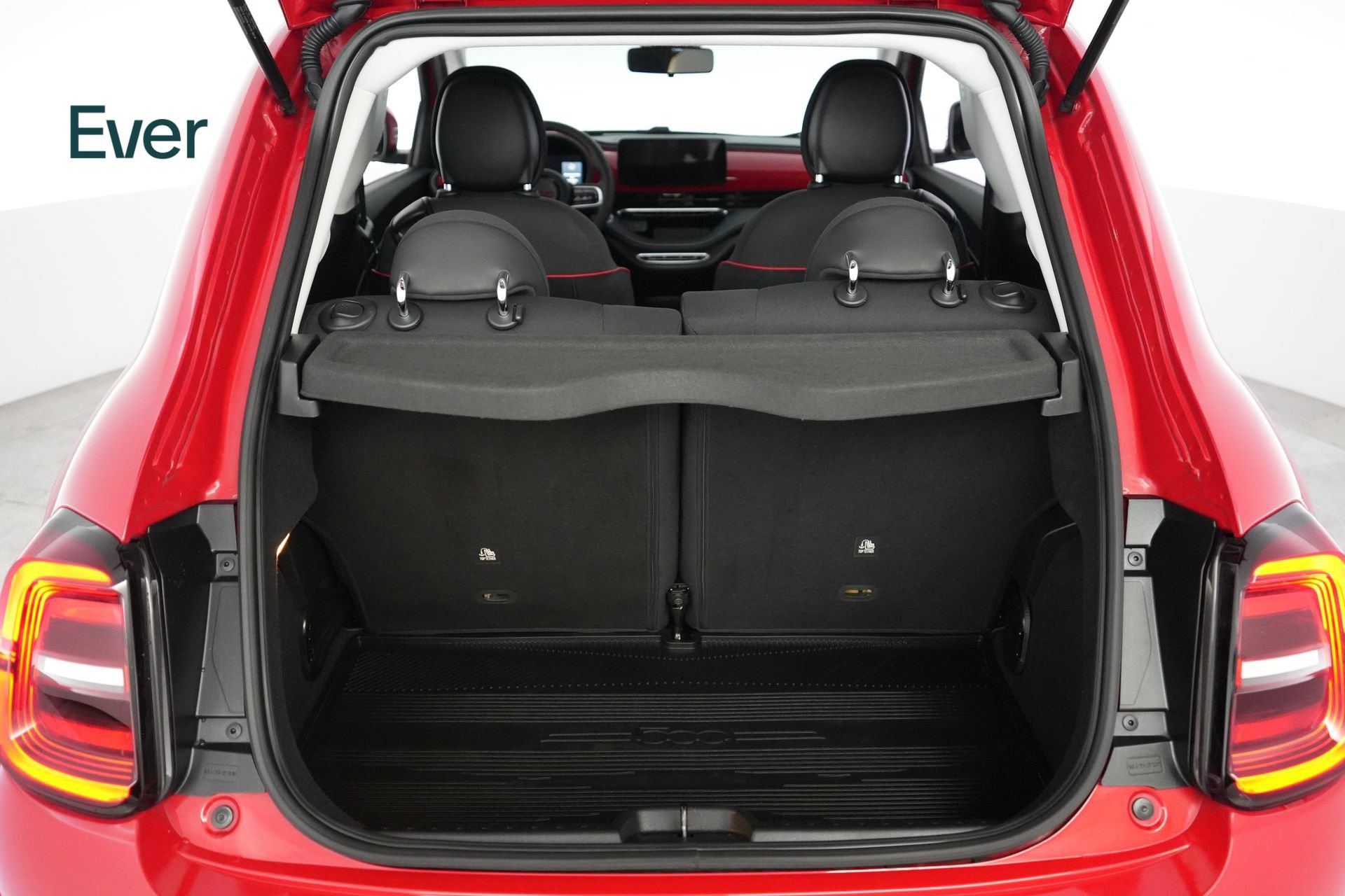Used 2024 FIAT 500 e (RED) FWD image 8