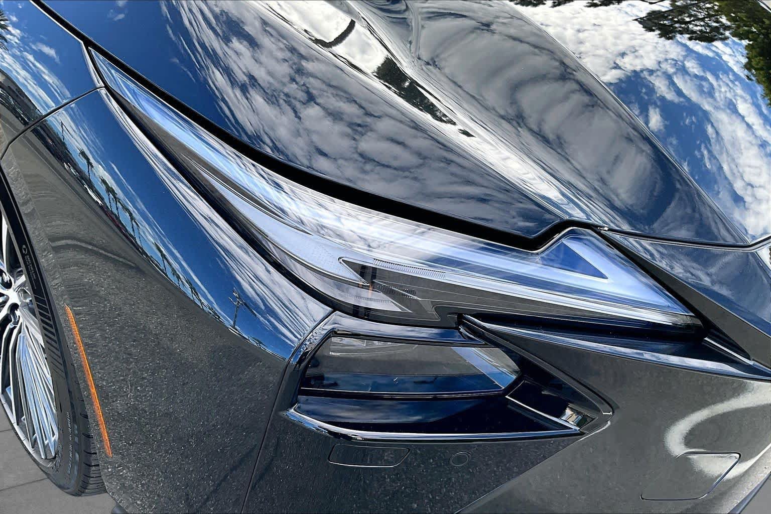 New 2026 Lexus ES 350e w/ Convenience Package FWD image 21