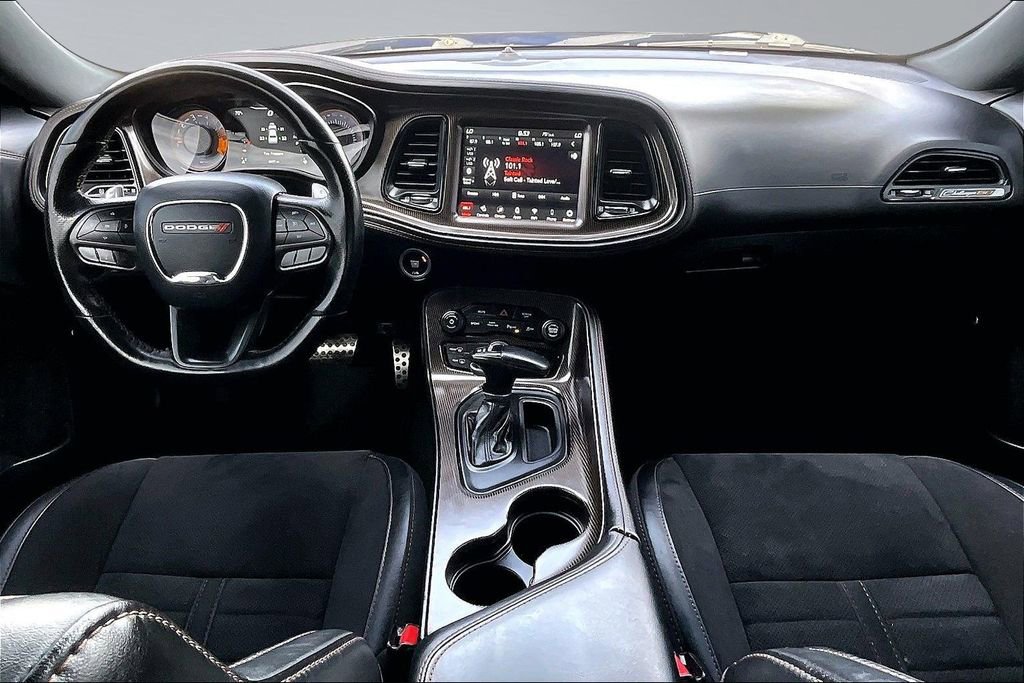Used 2020 Dodge Challenger R/T image 9