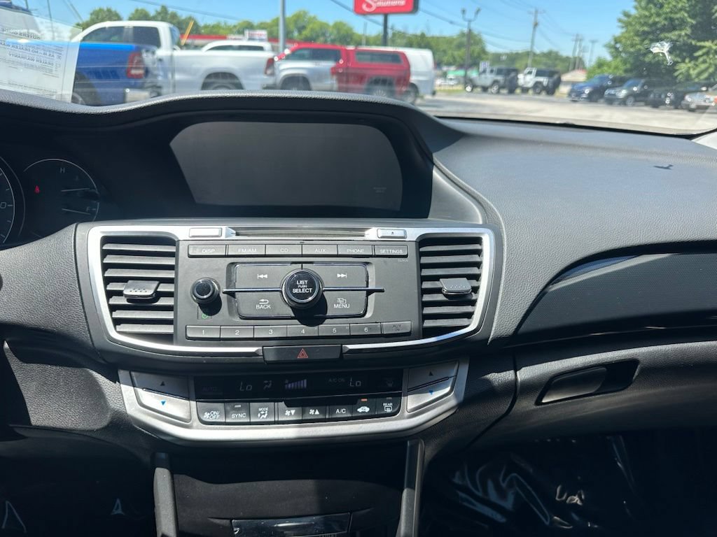 Used 2015 Honda Accord Sport image 25