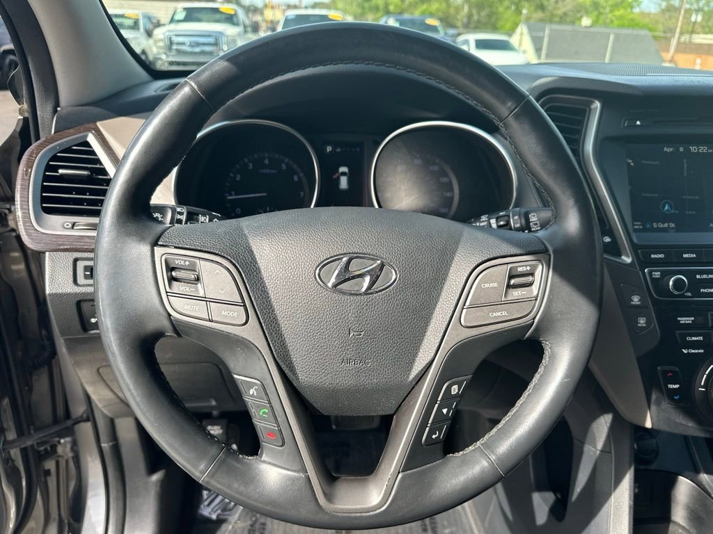 Used 2017 Hyundai Santa Fe Sport FWD image 18
