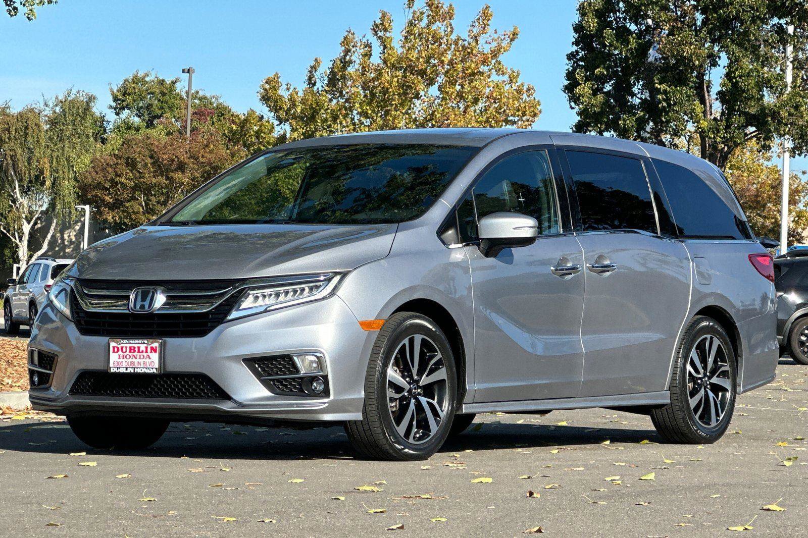 Used 2018 Honda Odyssey Elite image 8