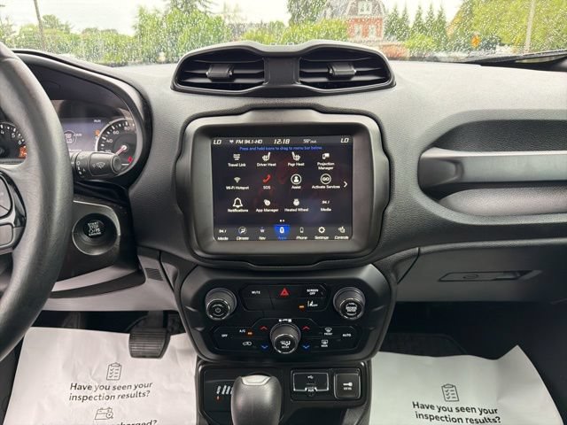 Used 2022 Jeep Renegade Altitude w/ Sun/Sound Group AWD/4WD image 18