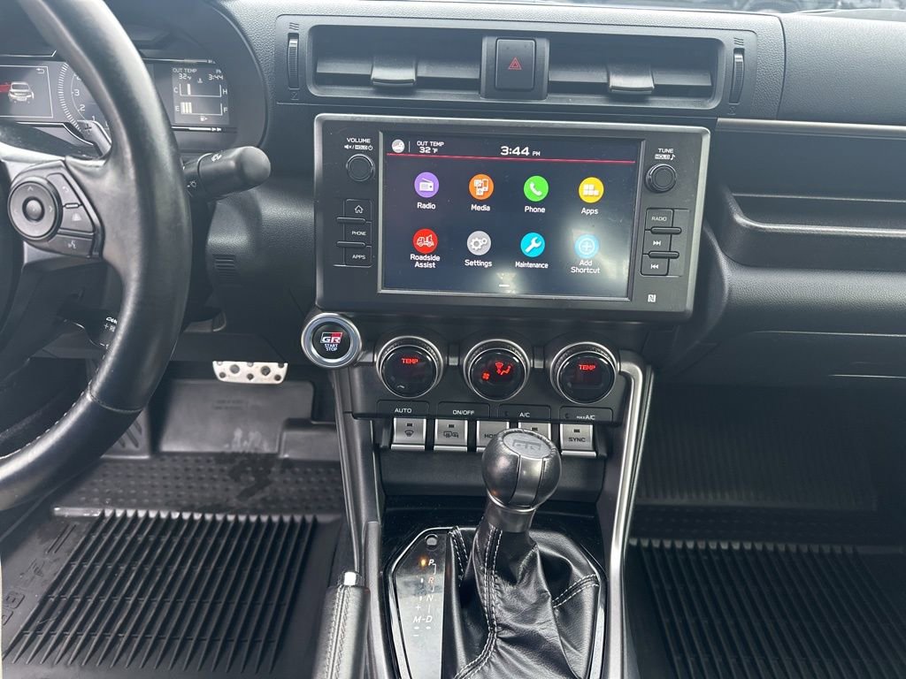 Used 2023 Toyota GR86 Premium w/ ALL Weather Mat Package (TMS) image 18