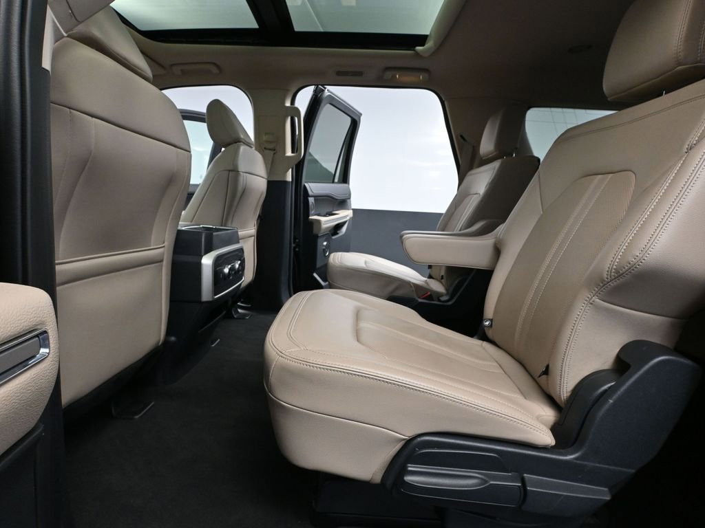 Used 2024 Ford Expedition Max Limited image 42