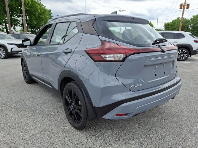 Used 2023 Nissan Kicks SR w/ SR Premium Package FWD image 6