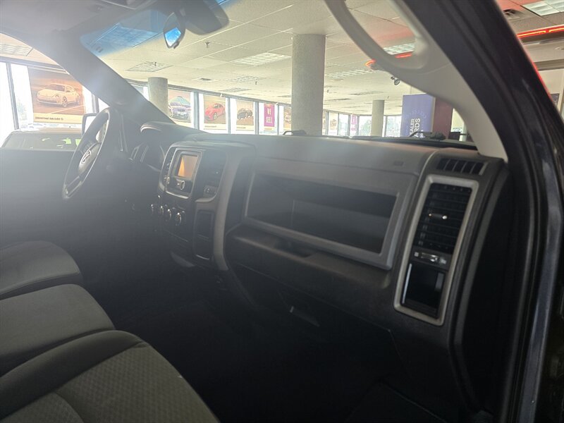 Used 2019 RAM 1500 Express w/ Express Value Package AWD/4WD image 13
