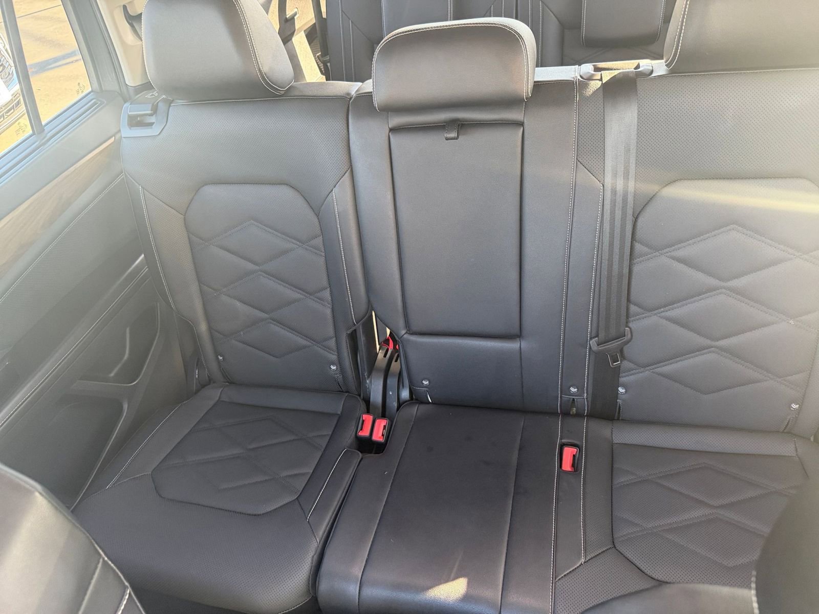 Used 2025 Volkswagen Atlas SE image 38