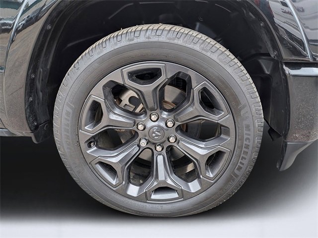 Used 2022 RAM 1500 Limited w/ Night Edition image 9