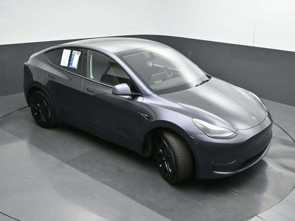 Used 2023 Tesla Model Y Long Range AWD/4WD image 43